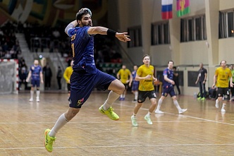 Краснодарский «Скиф» побеждает гандболистов «Ростова» и выходит в «финал четырех» Кубка России