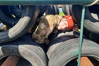 Сквозь дым и теплокамеру: в поселке Рассвет участники проекта «Патриоты России» учились спасать