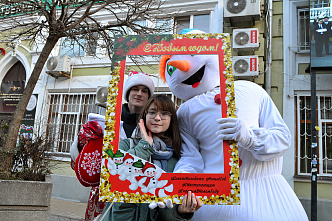 20 12 2024 В донской столице прошла акция «Снежинка доброты»