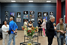 В Ростове открылась фотовыставка «Кумиры восьмидесятых» фотожурналиста Сергея Казмина