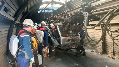 Два человека остаются под завалами в шахте «Садкинской»