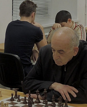 Шахматы: на блиц-турнире в поддавки не играют