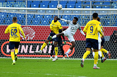 08 03 2026 ФК «Ростов» на своем поле сыграл вничью с калининградской «Балтикой»