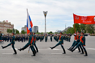 Вопреки всем предупреждениям и ограничениям ростовчане пришли на Парад Победы