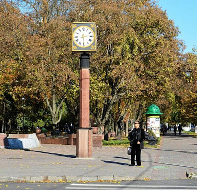 Верните часы в Покровский сквер!