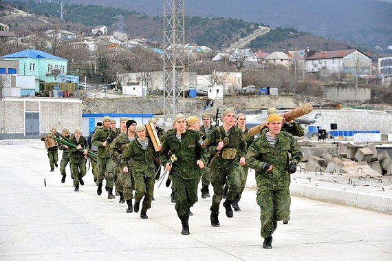 Корреспондент «Нашего времени» Аркадий Будницкий завоевал победу уникальным фоторепортажем из учебно-тренировочного комплекса для отряда по борьбе с подводными диверсантами