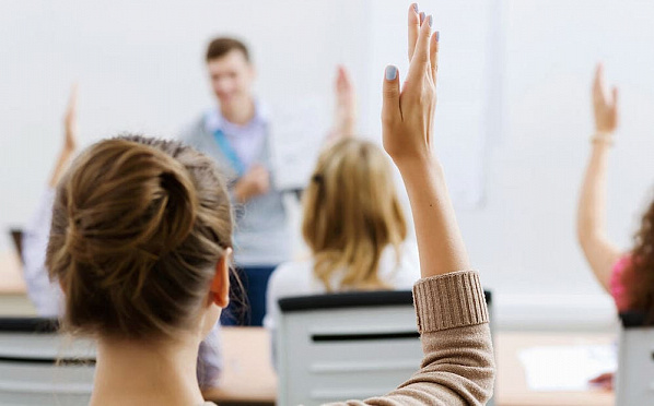 Инициативных сотрудников за 10 лет стали меньше любить и коллеги, и начальство