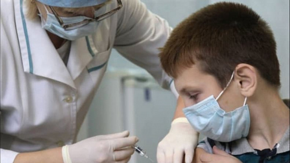 В России зарегистрировали вакцину от COVID-19 для подростков с 12 лет