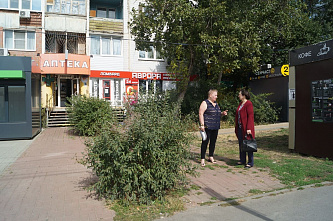Если ларьки — под домом