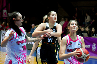 В последней игре года «Пересвет-ЮФУ» принимал на своей площадке новочеркасский клуб «Платов»