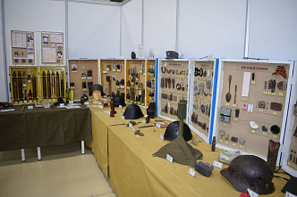 В Ростове в одном месте открылись две выставки на военную тему