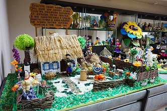 На вас земля держится