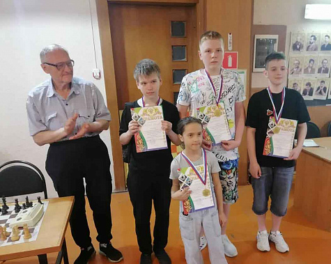 В Федерации шахмат России оценили ростовские праздничные турниры для детей