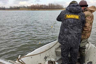 В Рогожкино за сутки выудили 4 тысячи браконьерских снастей