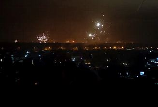 Несмотря на действующий запрет, в Ростове и в области наступление Нового года было ознаменовано массовыми салютами и фейерверками