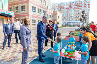 Алексей Логвиненко: «Развитию социальной инфраструктуры молодого микрорайона - особое внимание»