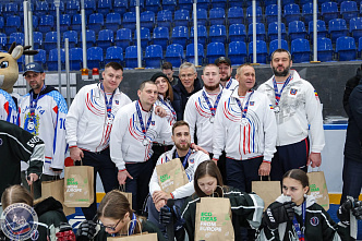 30 01 2025 В Ростове-на-Дону настоящие герои объединились в команду по следж-хоккею