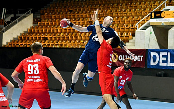 ГК «Донские казаки – ЮФУ» дома обыграли гандболистов «Зенита»