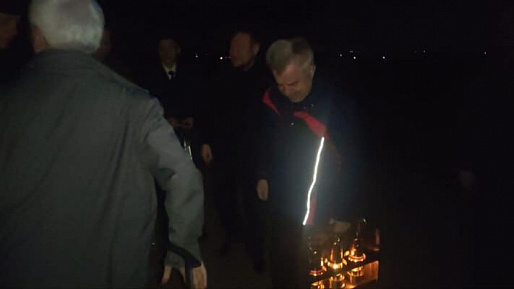 В храм Азова передали благодатный огонь напрямую из Иерусалима
