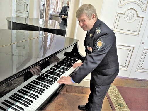 Даты и люди: полковник Александр Полуян