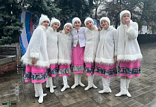 В Ростове открыли главную новогоднюю елку города