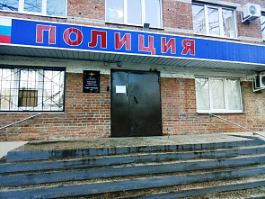 В Ростове полицейский начальник привлек к строительству собственного дома своего заместителя