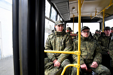 10 04 2026 Первые призывники отправились служить