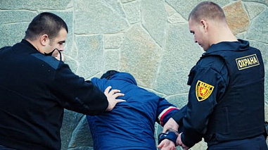 Ростовским ЧОПовцам напомнили, что досматривать граждан они не имеют права