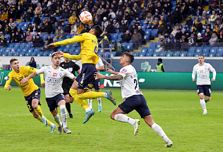 ФК «Ростов» берет реванш у самарского клуба «Крылья Советов»