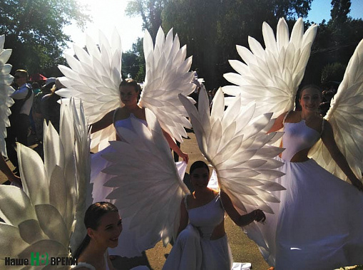 День семьи, любви и верности отметили в ростовском парке «Дружба»