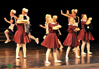 Руководство Ростовской области поздравило учителей с профессиональным праздником