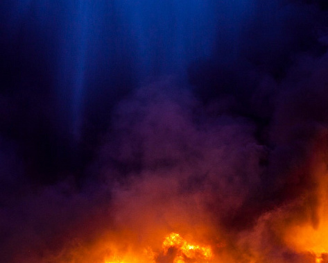 Лабиринт сгорел дотла