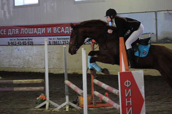 В весну — на лошади