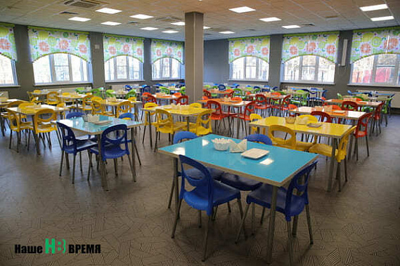 Для школ Белокалитвинского района закупят кухонное оборудование за региональные средства