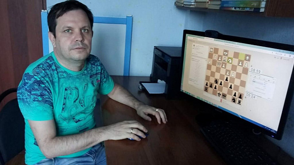 Игрок донской команды Сергей Назаров.