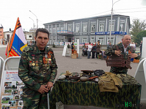 С лопатой и мольбертом