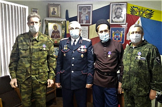 Аксайские поисковики получили казачьи награды