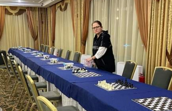 Главный арбитр Елена Половина.