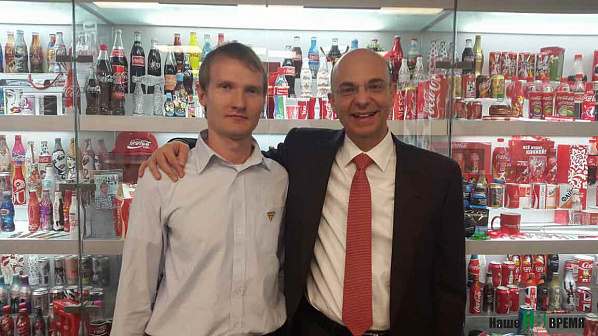 Вадим Суворов с исполнительным директором Coca-Cola HBC AG Димитросом Лоисом.