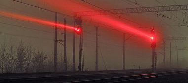 Поезда остановились…