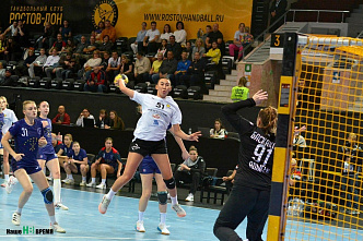 Донские гандболистки одолели АГУ-«Адыиф» в домашнем матче