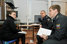 Приставы помогут