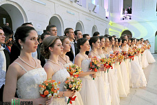 Дамы приглашают кавалеров