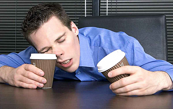 При недостатке сна кофе вас не спасет