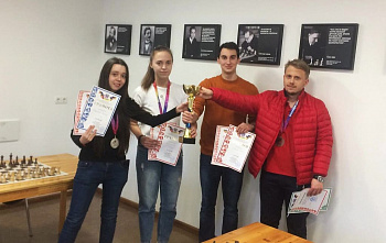 Шахматы: команда ЮФУ выиграла областной турнир среди студентов