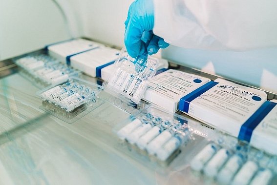 Глава минздрава Дона Юрий Кобзев назвал побочный эффект вакцины "Спутник V"