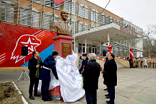 В Ростове открыли памятник разведчику-нелегалу Геворку Вартаняну