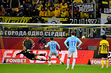 24 10 2025 На своем поле донские футболисты победили «Пари НН»