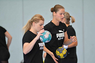 Журналисты донской столицы встретились с главным тренером ГК «Ростов-Дон»