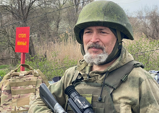 Поздравления принимает военный археолог Ростислав Лысенко